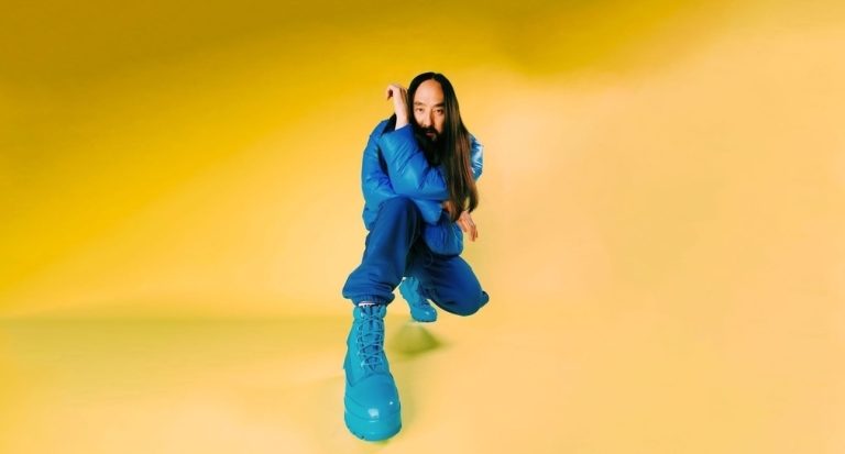 Steve Aoki joins crew for first all-civilian mission to the Moon